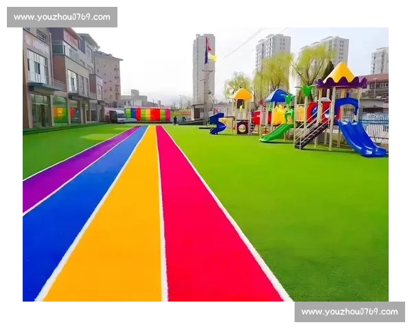 人工草坪在城市景观与运动场地中的应用与发展趋势分析 人工草坪在城市景观与运动场地中的应用与发展趋势分析